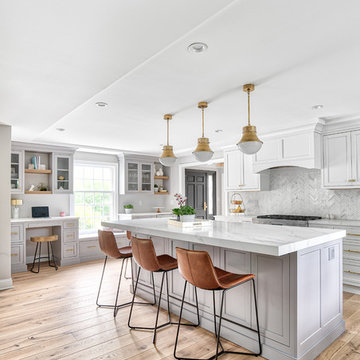 Brass Accents Brighten Up this Classic Kitchen Space