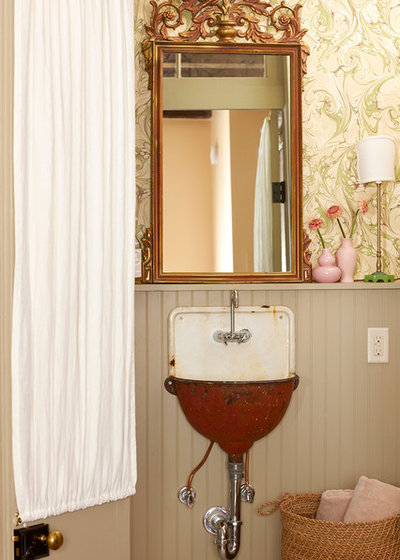 Стиль шебби-шик Ванная комната by Logan Killen Interiors