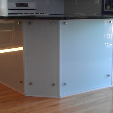 Dreamwalls Back Painted Glass
