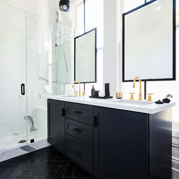 Duboce Triangle Flat - Master Bathroom with view of shower
