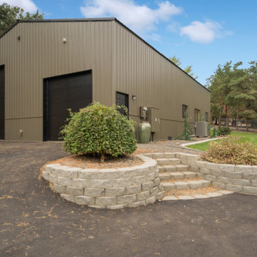 PINE - House & Shop w/ Studio