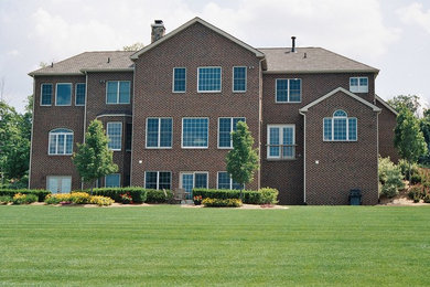 Elegant exterior home photo in Detroit
