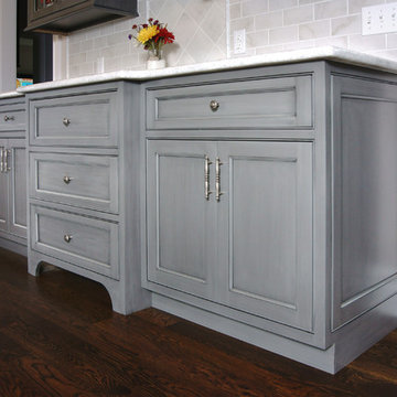 Transitional White Kitchen