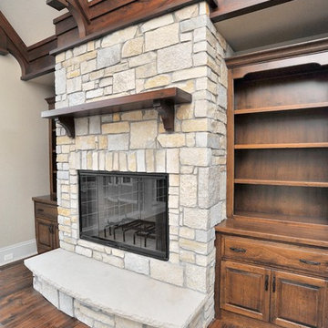 Pepper Creek: 5 Bedroom / 7 Bath Home - Valparaiso, IN