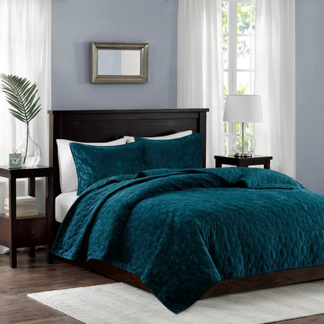 Madison Park Harper 3 Piece Velvet Quilt Set, Teal