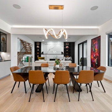 Luxurious Dining Room Area