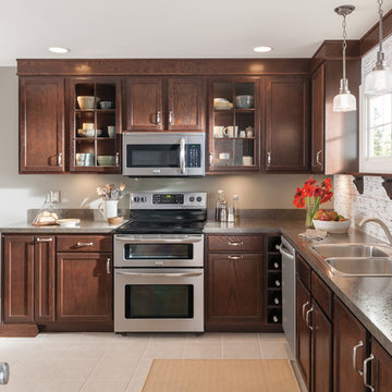 Aristokraft Cabinetry: Traditional Kitchen with Oak Cabinets