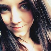 Dóra Halasis foto