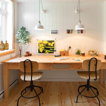 Open area with an eclectic style