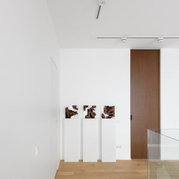 Penthouse interior design "CUBE-33"