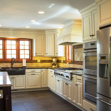 Dunmore Traditional Kitchen
