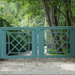 Chippendale Green Entrance Gate - Outdoor Products