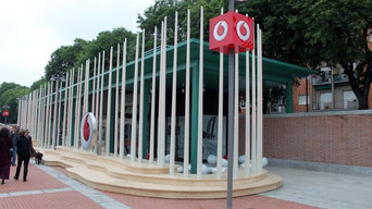 Milano - Darsena - Temporary shop Vodafone