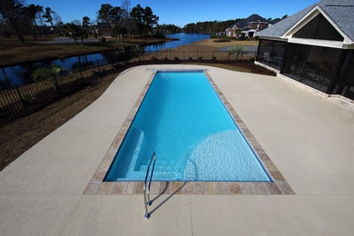 Foto di una piscina stile marinaro