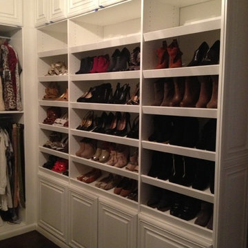 MASTER CLOSET
