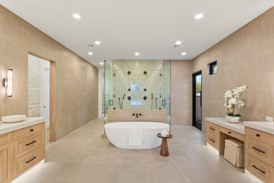 Example of a minimalist bathroom design in Las Vegas