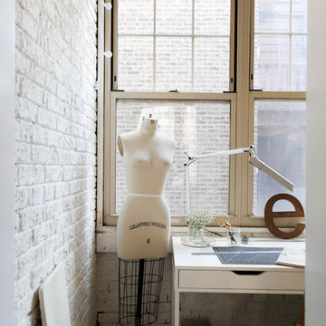 My Houzz: Wood-and-White Charm in a Graphic Designer’s Apartment