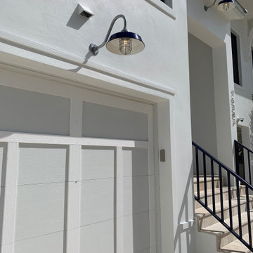 Florida Keys Home Features Vintage-Inspired Gooseneck Lights