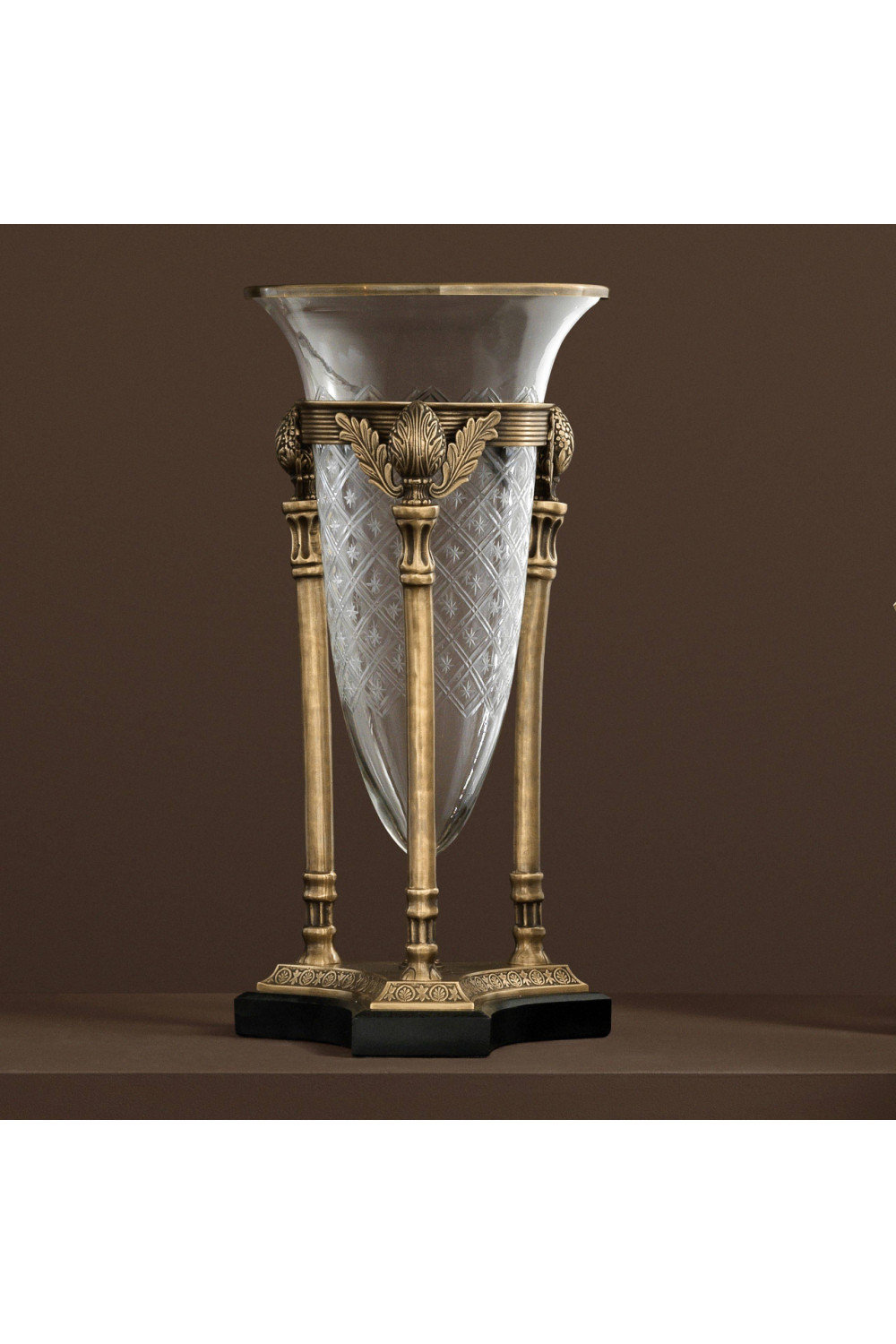 Walther&co pearl hyacinth brass hurricane main image 1