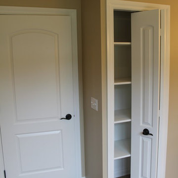 The Riverbend- Master Bath (Linen Closet)