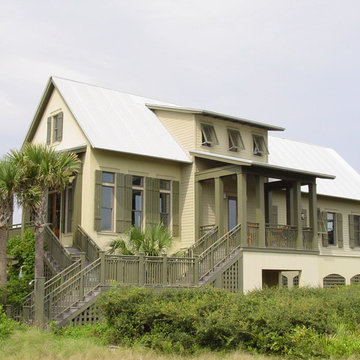 A Residence in The Retreat Neighborhood
