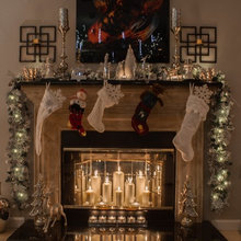 Christmas mantle/Fireplace/Decor