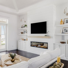 Entertainment center