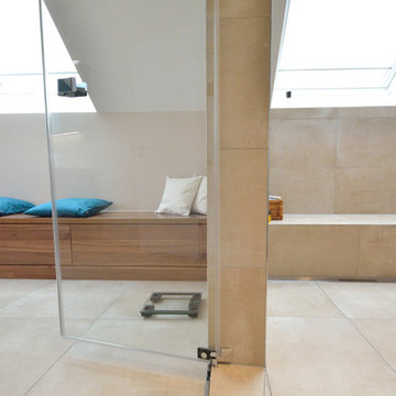Wellnessbad mit großer Dusche