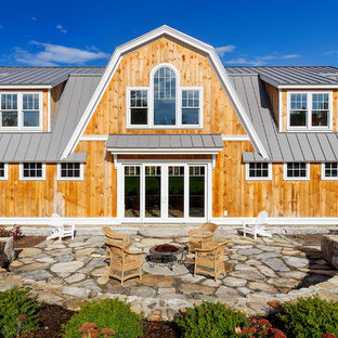 Landhausstil Häuser mit Mansardendach Ideen, Design & Bilder - Juli