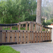 Gate