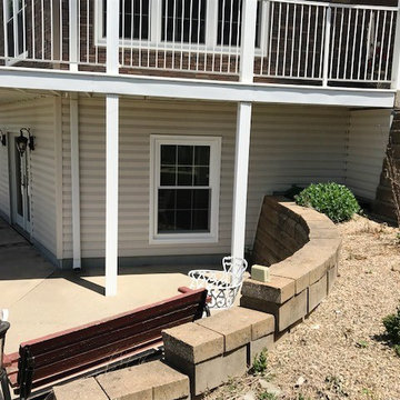 Homeowners install EcoSmart replacement windows