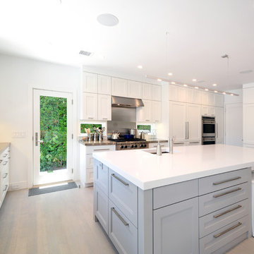Contemporary Kitchen