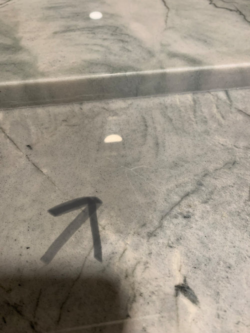 New quartzite countertop cracks