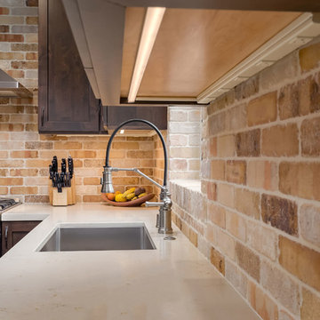 Natural Stone Backsplash in Contemporary Kitchen