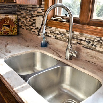 North Liberty, IN. Haas Signature Collection. Country Style Oak Kitchen