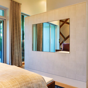 360 Degree Master Suite