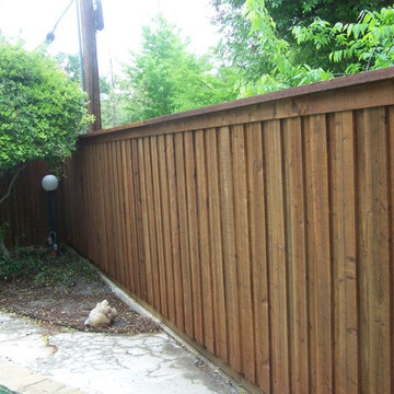 Board on Board Cedar Fence Column Feature