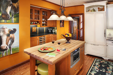 Kitchen - kitchen idea in Denver