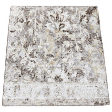 Light Gray Silk and Wool Modern Design Hand Knotted Mat Square Rug, 2'0"x2'0"