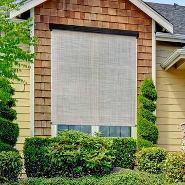 Cordless Outdoor Sun Shades (PVC - PVC Coated Polyester Fabric)