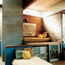 Kids room (shared space)
