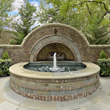 Large Fountains