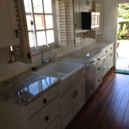 Solidwood Cabinet - Kitchen Countertops
