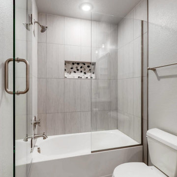 Bottlebrush Run Bathrooms
