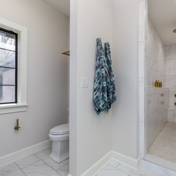 Tamara's Tudor Tutorial: Owner's Ensuite