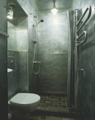 Лофт Ванная комната by Peter Kostelov
