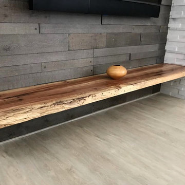 Modern Feature Wall by Top Tampa Remodeler