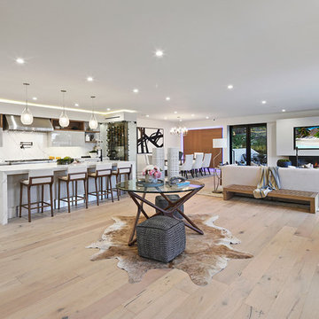 Luxurious Brentwood Home