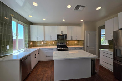 Kitchen photo in Sacramento