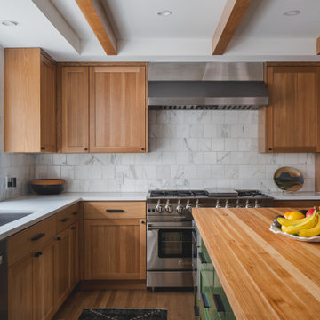 Modern Fusion: A Contemporary Kitchen and Dining Transformation
